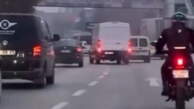 Konya’da bir minibüs sürücüsü, Karatay ilçesinde Adana Çevre Yolu Caddesi’nde