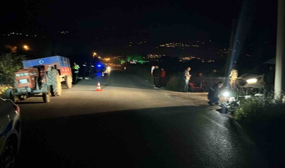 Bozdoğan ilçesinde yaşanan bir trafik kazasında motosikletle traktörün çarpışması sonucunda