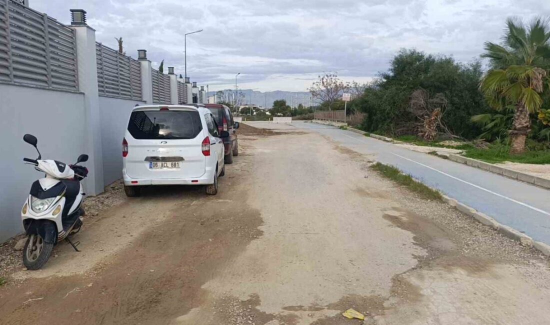 Antalya’nın Manavgat ilçesinde bir motosiklet kazası meydana geldi ve sürücü