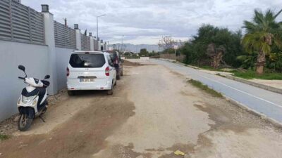 Antalya’nın Manavgat ilçesinde bir motosiklet kazası meydana geldi ve sürücü