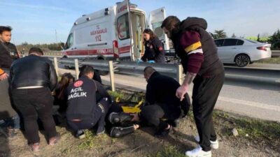 Edirne’de, bariyerlere çarpan bir motosiklet sürücüsü olan üniversite öğrencisi ağır