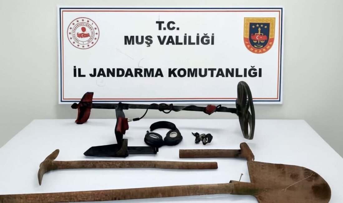 Muş’un Bulanık ilçesinde, sit alanında kaçak kazı yapan 3 kişi