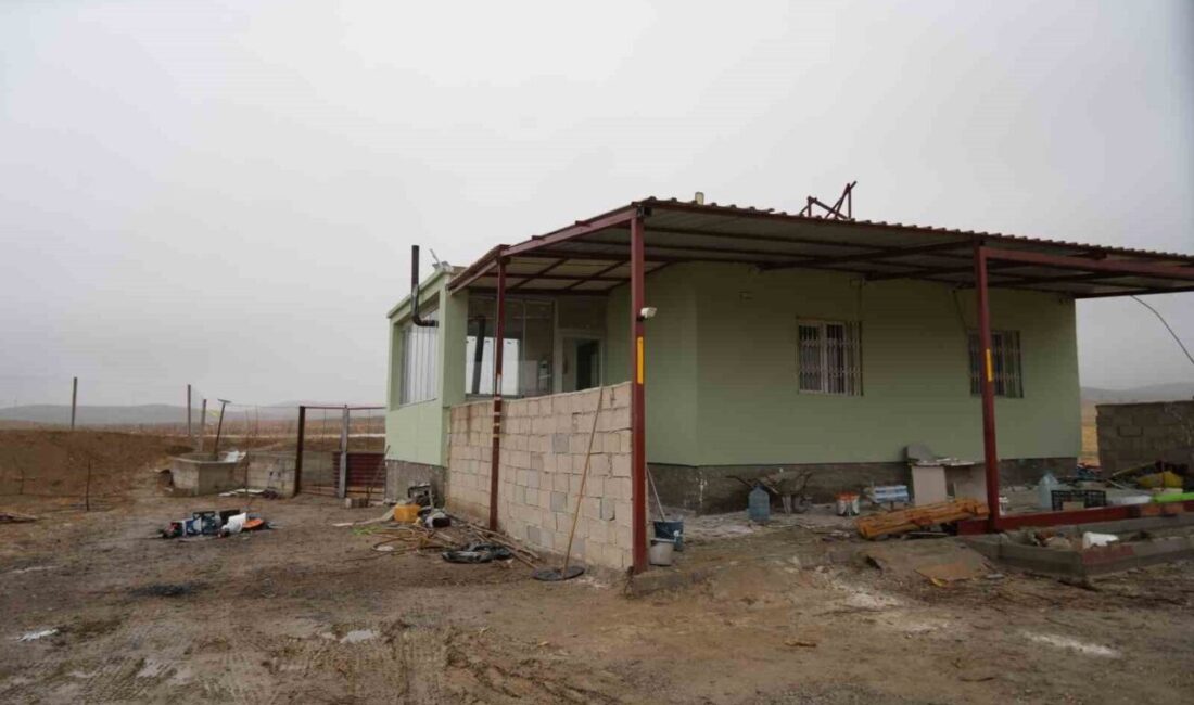 Niğde’nin Karacaören köyünde, 60 yaşındaki bir adam sulama amaçlı kullanılan