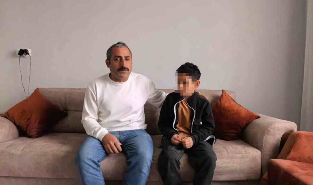 İnegöl ilçesinde bir okul müdürü, öğrenciyi sinirlenerek itekleyerek darp ettiği