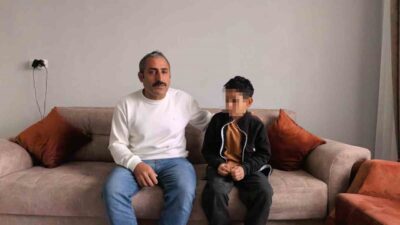 İnegöl ilçesinde bir okul müdürü, öğrenciyi sinirlenerek itekleyerek darp ettiği