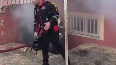 Besni ilçesine bağlı bir okulun bodrum katında çıkan yangın, itfaiyenin