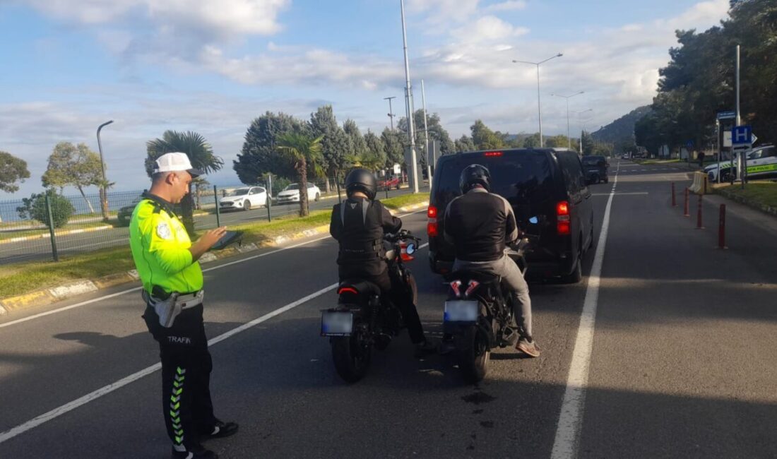 Ordu’da polis ekipleri, trafik kazalarını azaltmaya yönelik denetimler kapsamında son