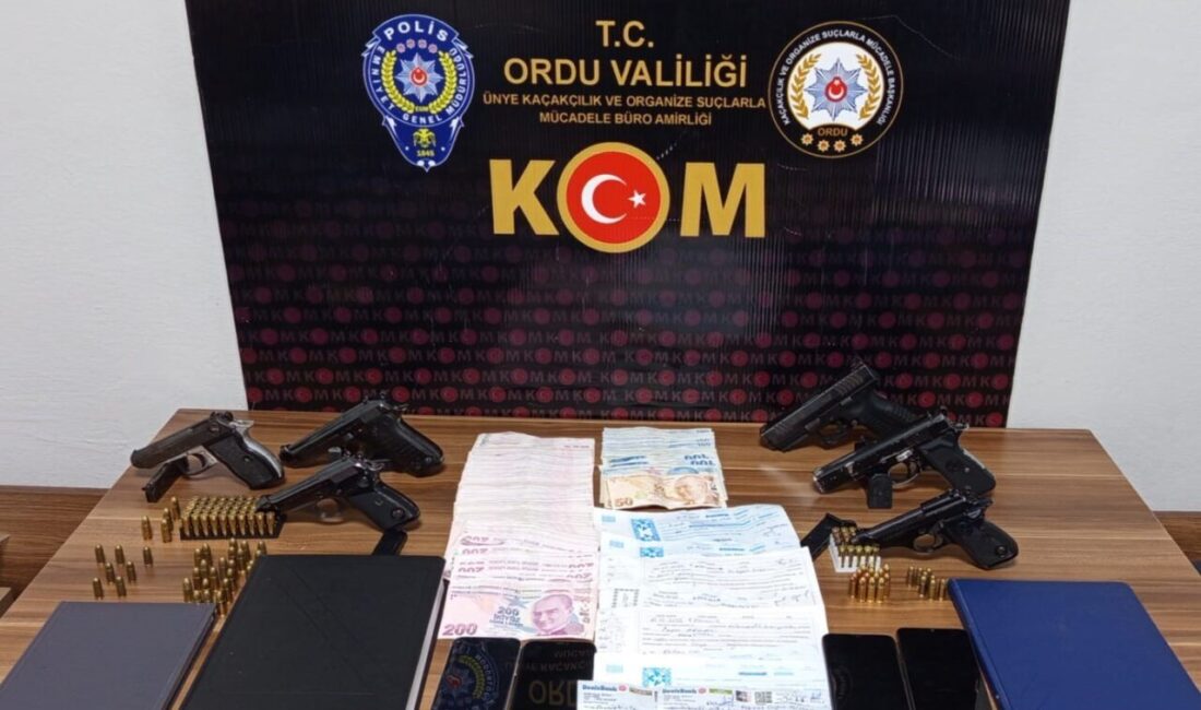 Ordu ilinde polis ekipleri tarafından tefecilere karşı düzenlenen operasyonda gözaltına