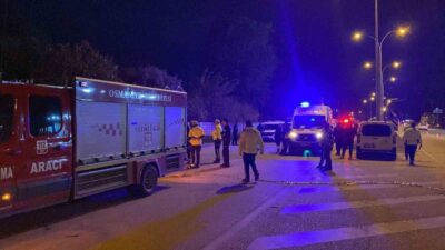Osmaniye’de, Dumlupınar Mahallesi İskender Türkmen Caddesi’nde meydana gelen zincirleme trafik