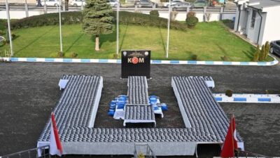 Düzce’de İstanbul’a silah sevkiyatı yapılan 46 bin 655 parçanın bulunduğu