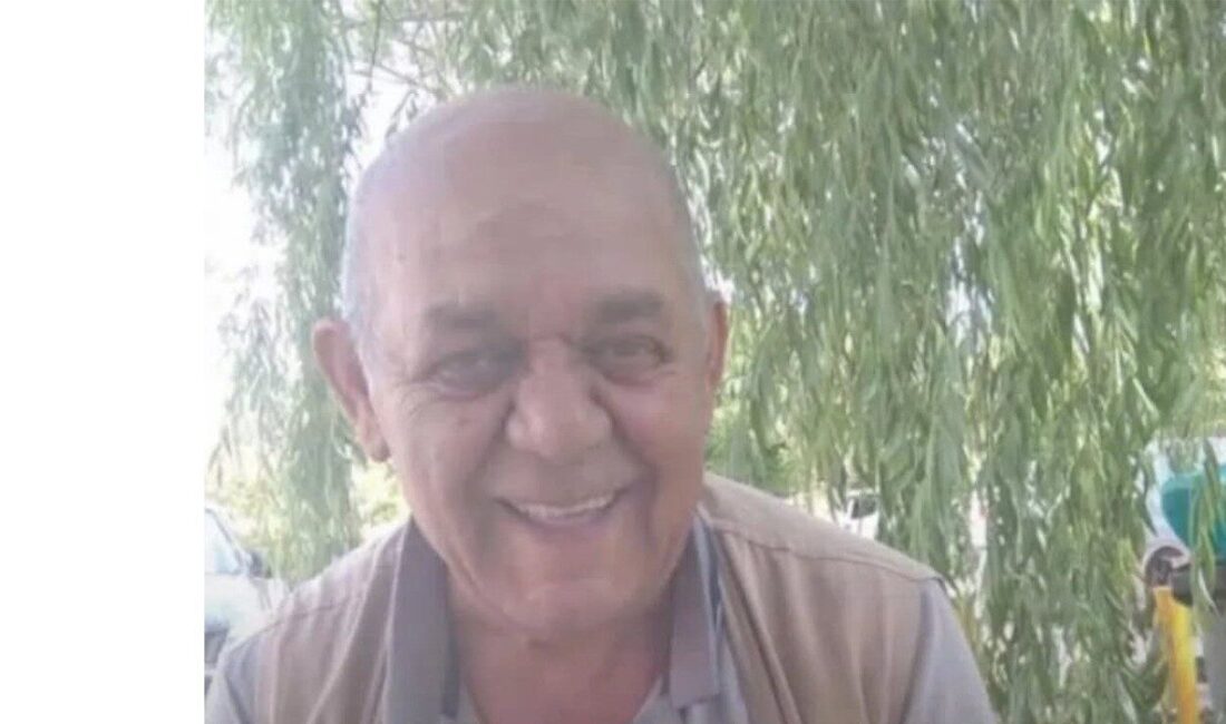 Denizli ilinde yaşanan trafik kazasında, bir otomobil ile çarpışan yaşlı