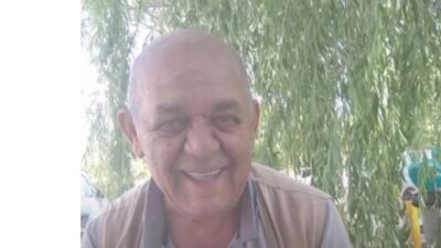 Denizli ilinde yaşanan trafik kazasında, bir otomobil ile çarpışan yaşlı