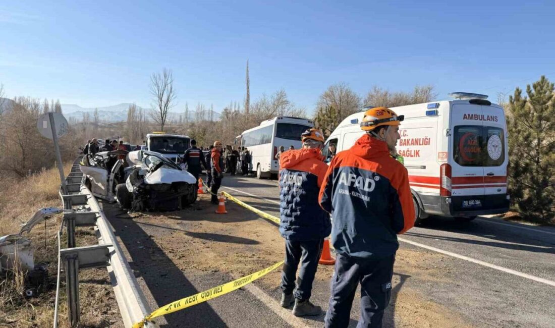 Ürgüp ilçesinde meydana gelen trafik kazasında, otomobil ile karşı yönden