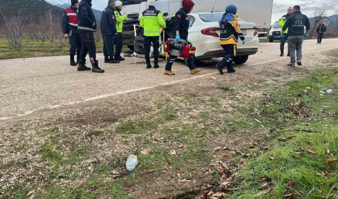 Eğirdir ilçesinde meydana gelen talihsiz bir olayda, otomobilin park halindeki