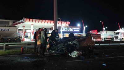 Ankara-Eskişehir karayolu üzerinde meydana gelen trafik kazasında, seyir halindeki bir