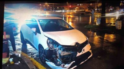 Mersin’in Tarsus ilçesinde meydana gelen trafik kazasında 2 kişi yaralandı.
