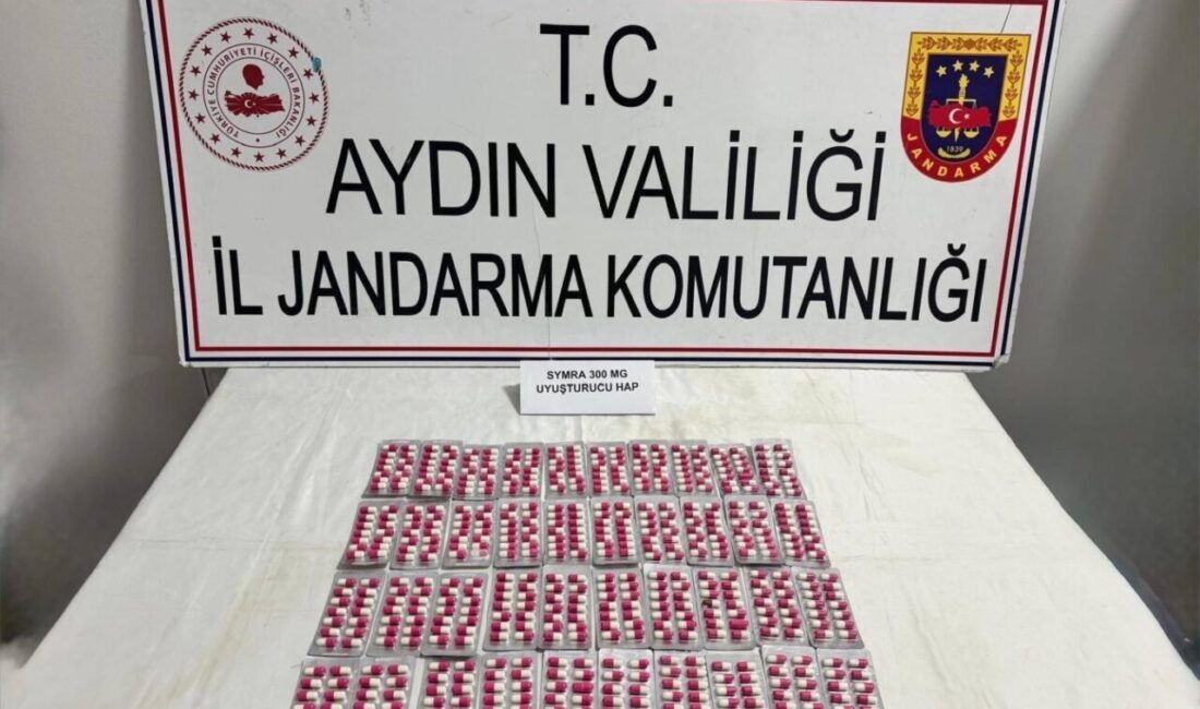 Aydın’ın Germencik ilçesinde jandarma ekipleri tarafından durumundan şüphelenilerek durdurulan bir