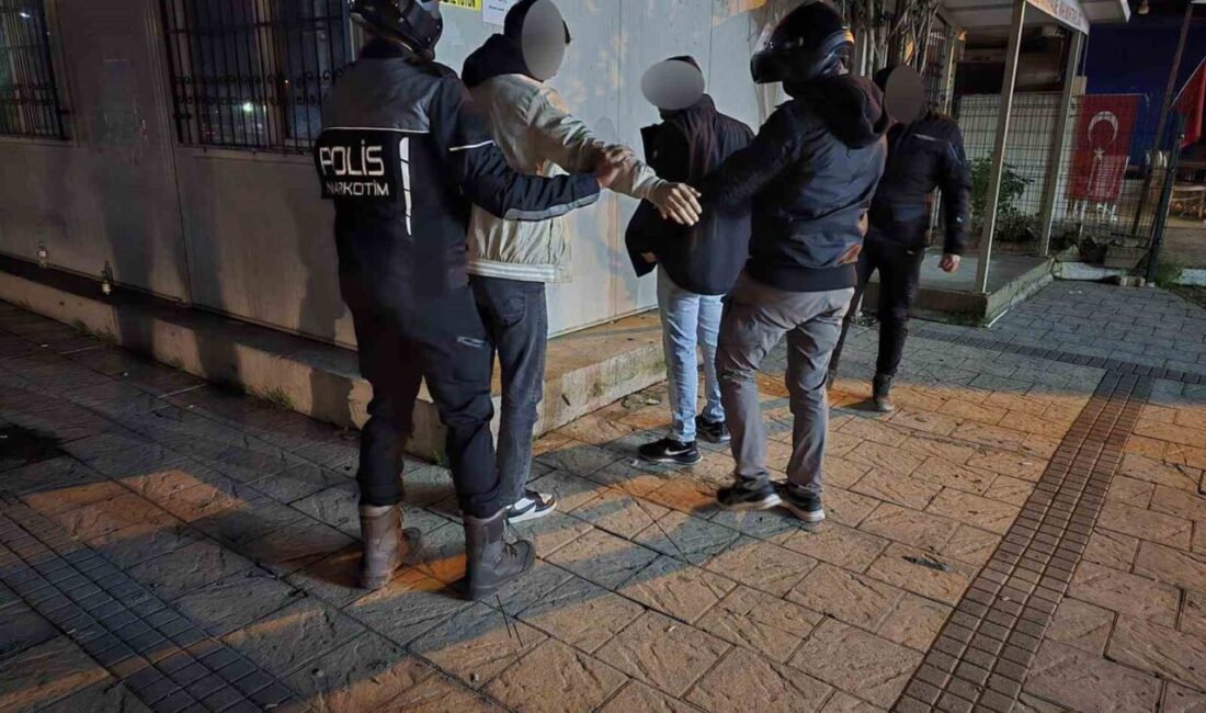 Adana’da, Narkotik Suçlarla Mücadele Şube Müdürlüğü ekipleri, Seyhan ilçesine bağlı