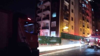 Pendik ilçesinde gece geç saatlerde 10 katlı bir binanın 3.