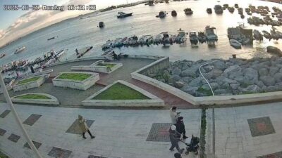 Pendik sahilinde meydana gelen olayda, balık tutan bir vatandaşın oltadan