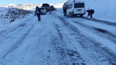 Siirt’in Pervari ilçesinde yaşanan olayda, Cemekare Yaylası’nda seyir halindeki bir