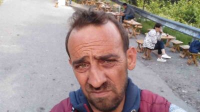Pınarhisar, Kırklareli ilçesinde bir belediye personeli olan Ozan Çetin, evine