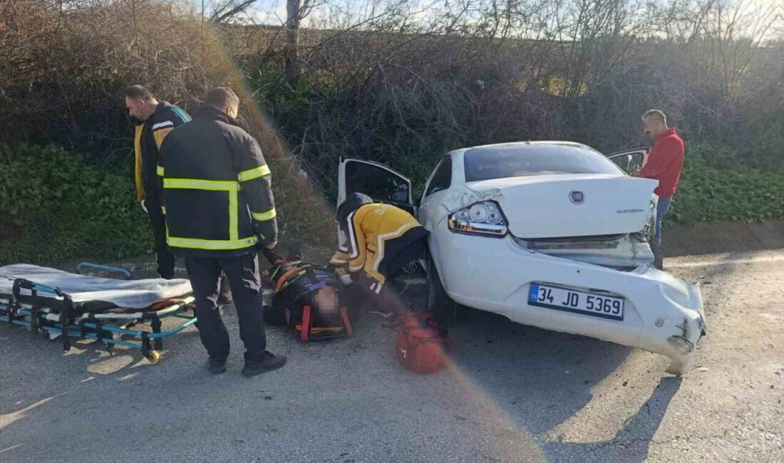 Kırklareli’nin Pınarhisar ilçesinde meydana gelen trafik kazasında 2 kişi yaralandı.