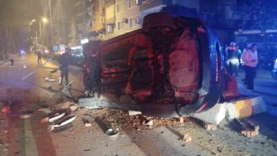Nazilli ilçesinde meydana gelen trafik kazasında, sürücü direksiyon hakimiyetini kaybederek