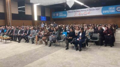 Sağlık-Sen Genel Başkanı Mahmut Faruk Doğan, Ankara’da düzenlenen ‘Ülkemizin Yeni