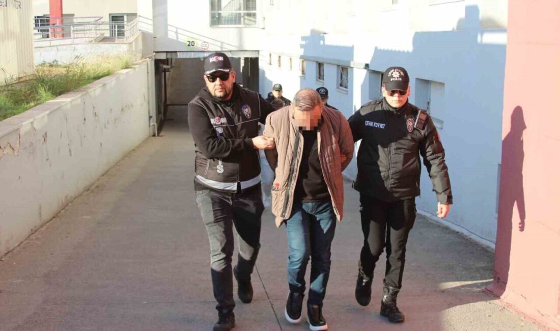 Adana’da, şirketlere güven kazanarak ardından dolandırıcılık yaptığı belirlenen bir şebekeye