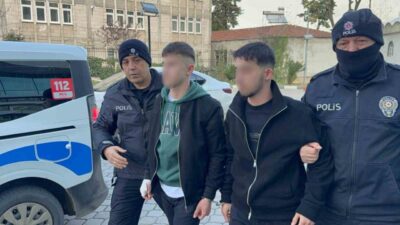 Samsun’un Atakum ilçesinde yaşanan bıçaklı kavgada 3 kişi yaralandı ve