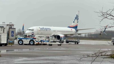 SunExpress’e ait bir yolcu uçağı, Samsun’dan İzmir’e gitmek üzere kalkışa