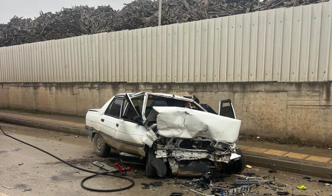 Samsun’un Vezirköprü ilçesinde meydana gelen trafik kazasında 3 kişi yaralandı.