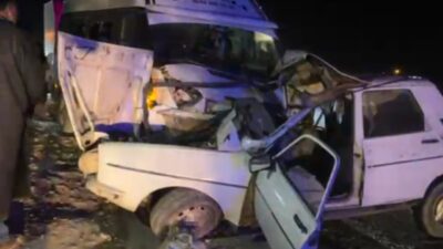 Şanlıurfa’nın Akçakale ilçesinde meydana gelen trafik kazasında, otomobil ile minibüs