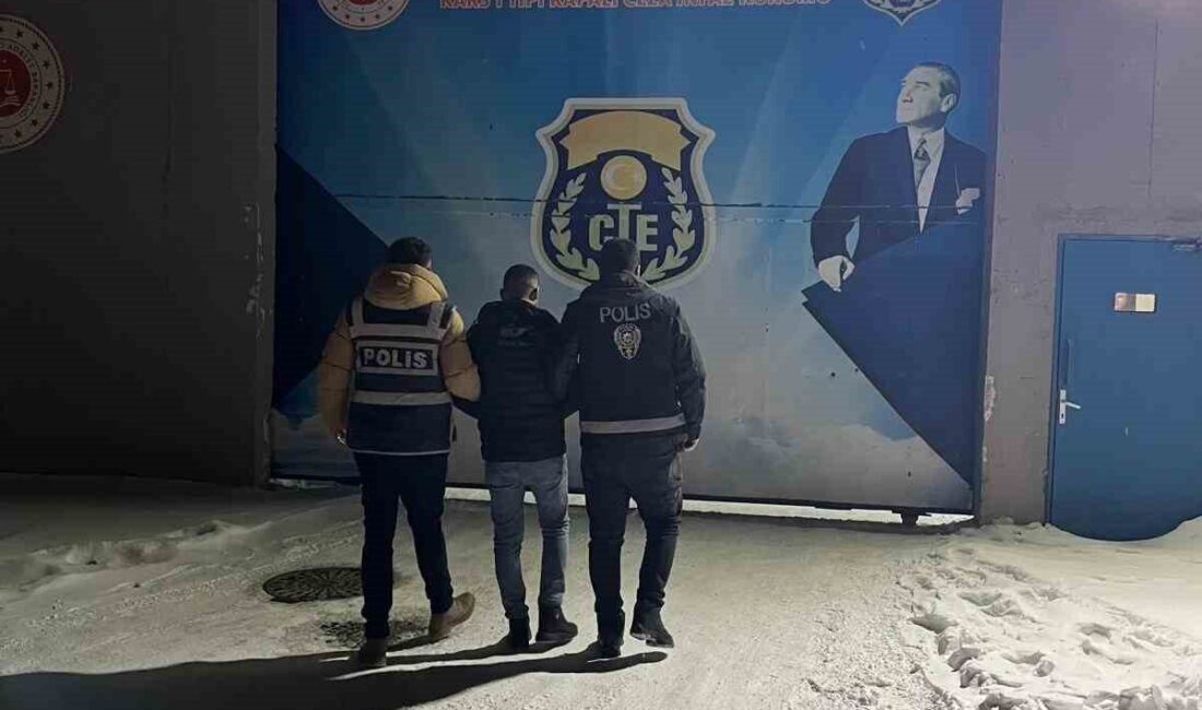 Sarıkamış ilçesinde bir kişi, üzerinde 15 yıl hapis cezası bulunan