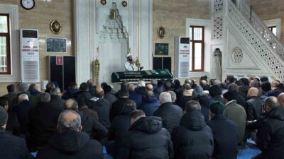 Esenyurt’ta meydana gelen servis minibüsü kazasında yaşamını yitiren sürücü Niyazi
