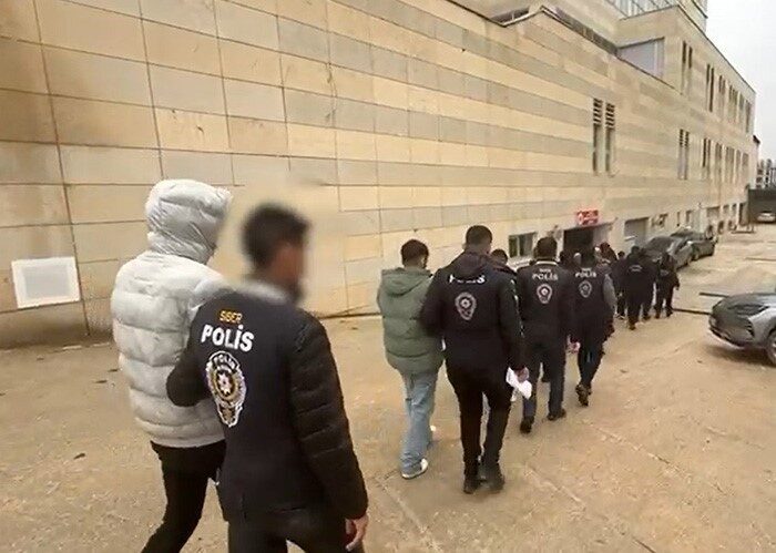 Elazığ merkezli 4 ilde düzenlenen operasyonda yasadışı bahis suçlamasıyla 13