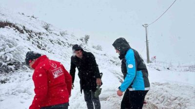Siirt’te kar yağışı sebebiyle mahsur kalan bir diyaliz hastası, Baykan