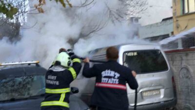 Siirt’te, kent merkezindeki eski Endüstri Meslek Lisesi otoparkında park halindeki