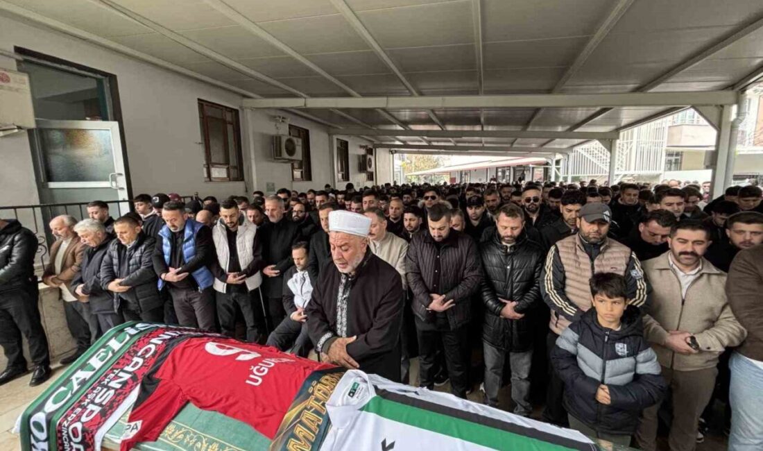 Kocaeli’nin İzmit ilçesinde, gece saatlerinde meydana gelen silahlı kavgada ağır
