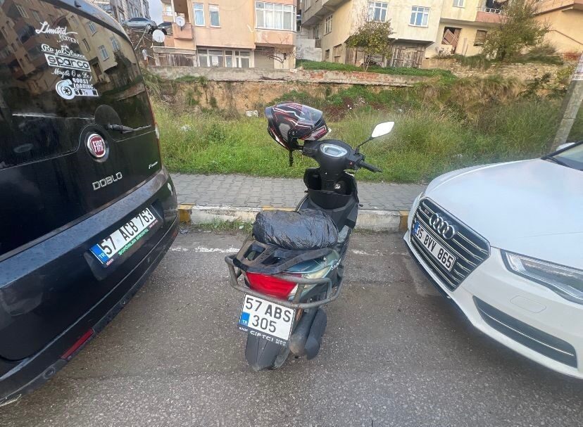Sinop’ta meydana gelen bir trafik kazasında bir motosiklet sürücüsü yaralandı.