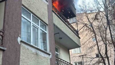 Sinop’un Boyabat ilçesinde bir apartman yangını paniğe sebep oldu ve