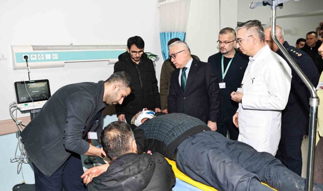 Sivas Valisi Yılmaz Şimşek, bugün sabah saatlerinde Alahacı köyü yakınlarında