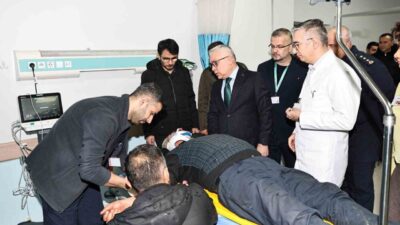 Sivas Valisi Yılmaz Şimşek, bugün sabah saatlerinde Alahacı köyü yakınlarında