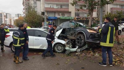 Şanlıurfa’nın Siverek ilçesinde meydana gelen trafik kazasında, Yenişehir Mahallesi 5.