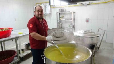 Sorgun Belediyesi, Aydınlıkevler Mahallesi’nde ikinci aşevini faaliyete geçirdi. Hacı ve