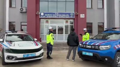 Sinop’ta trafik kurallarını çiğneyerek tehlikeli hareketlerde bulunan ve görüntülerini paylaşan
