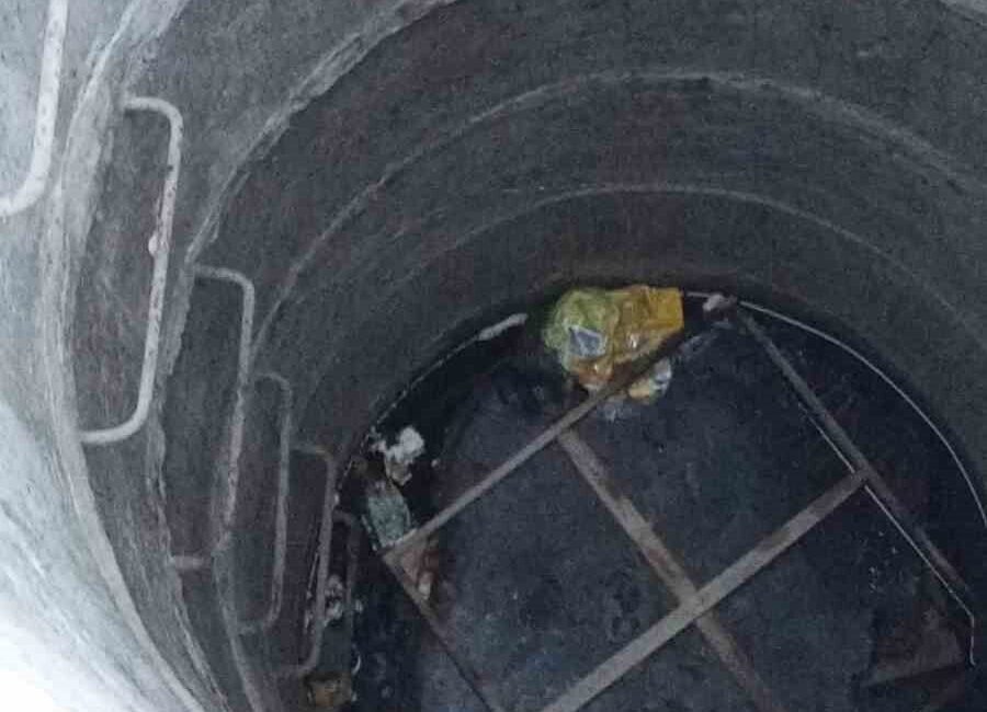 Antakya ilçesine bağlı Narlıca Mahallesi’nde bir su kuyusuna düşen yavru