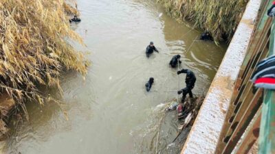 Harran ilçesinde su tahliye kanalına düşen araçta kaybolan vatandaşı bulma