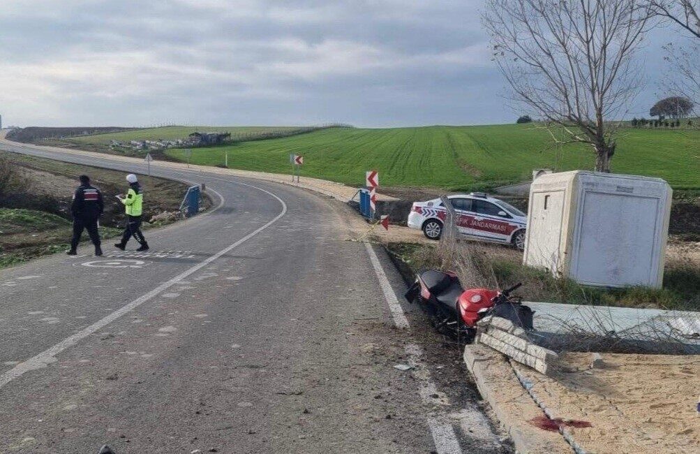 Tekirdağ’ın Süleymanpaşa ilçesinde meydana gelen trafik kazasında bir kişi yaşamını